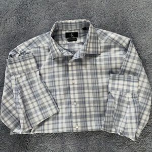 Calvin Klein men’s long sleeved dress shirt EUC